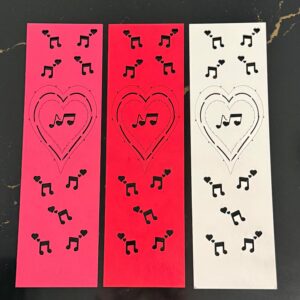 Wine & Gift Box Front Music Hearts